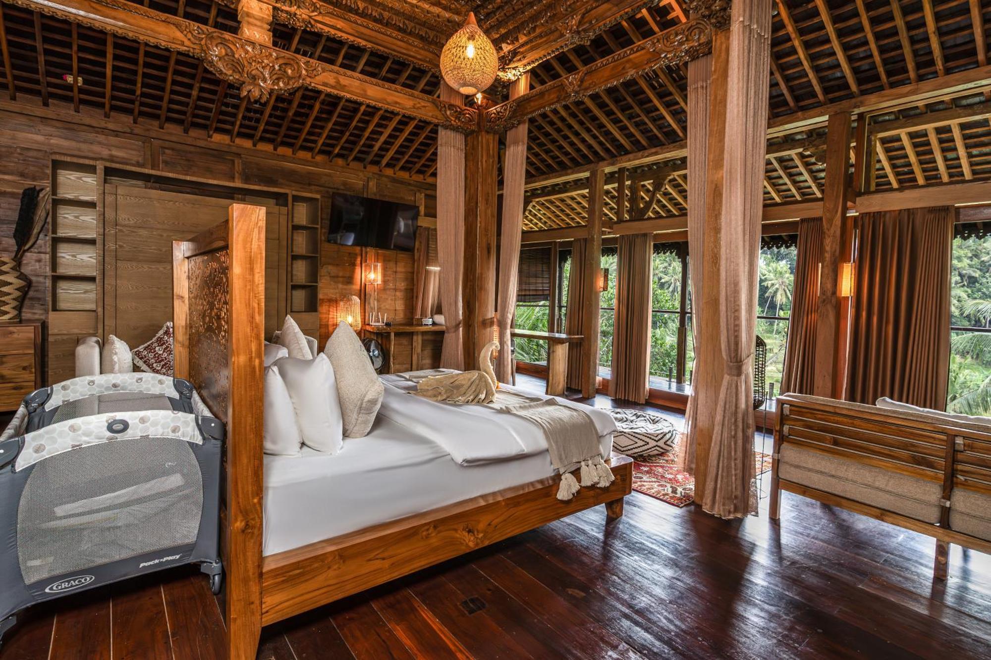 Ubud Riverside Villa Exterior photo