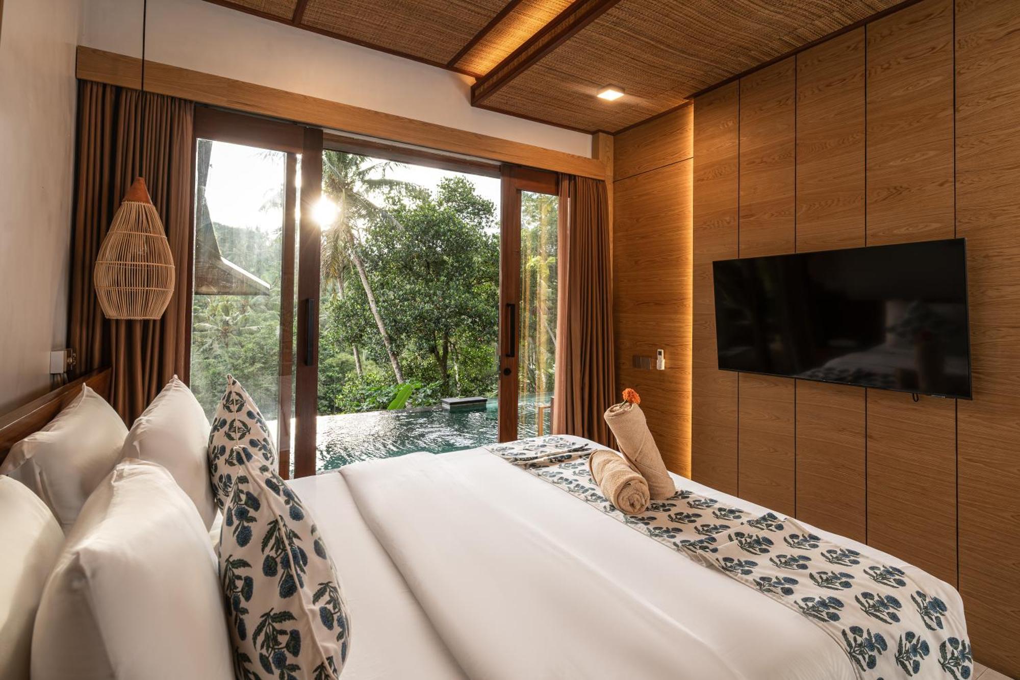 Ubud Riverside Villa Exterior photo